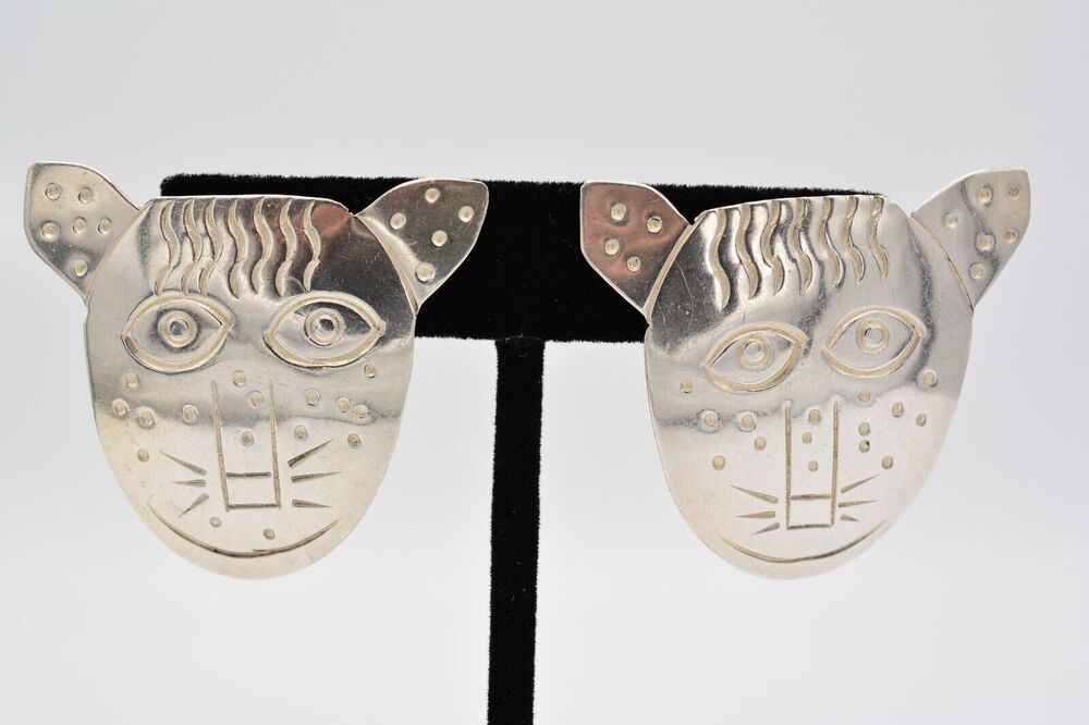 Woods Sterling Dangle Earrings 925 Silver Cat Tiger Animal Tribal Signed BinAI